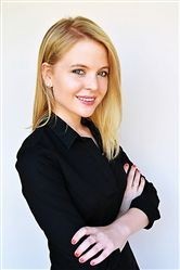 Ilizna Esterhuyse   of Viljoen Y Attorneys Law Firm